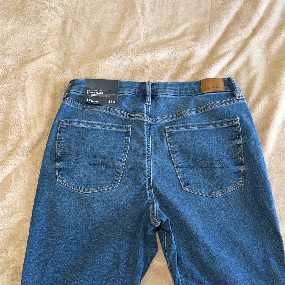 American Eagle Curvy Flare Jeans - Picture 4 of 8